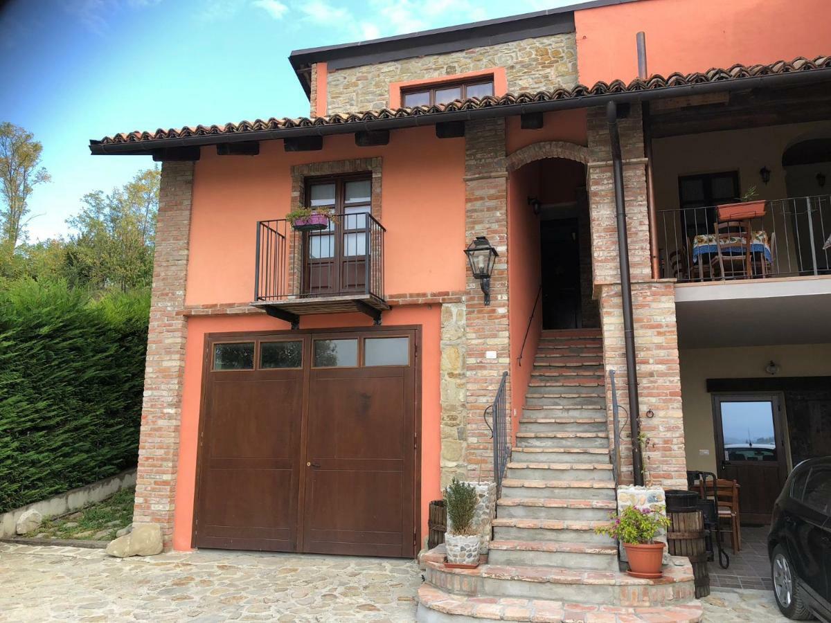 Agriturismo La Ca Veja Monforte dʼAlba Exterior foto